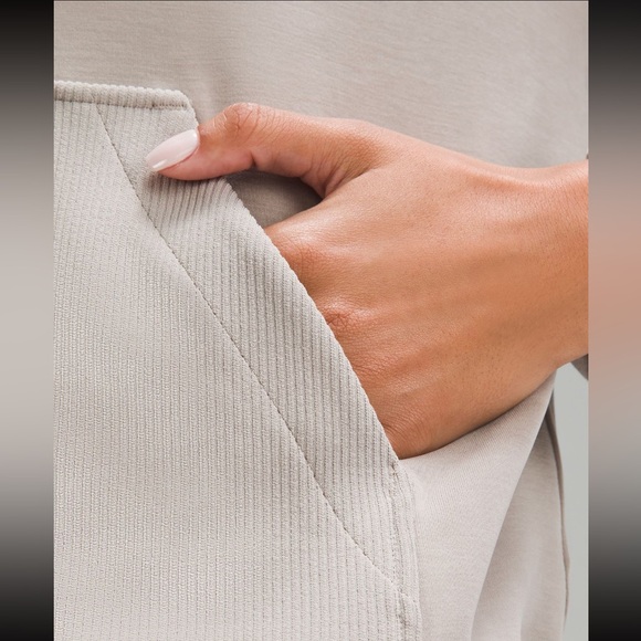 LULULEMON BRUSHED SOFTSTREM - Picture 3 of 8